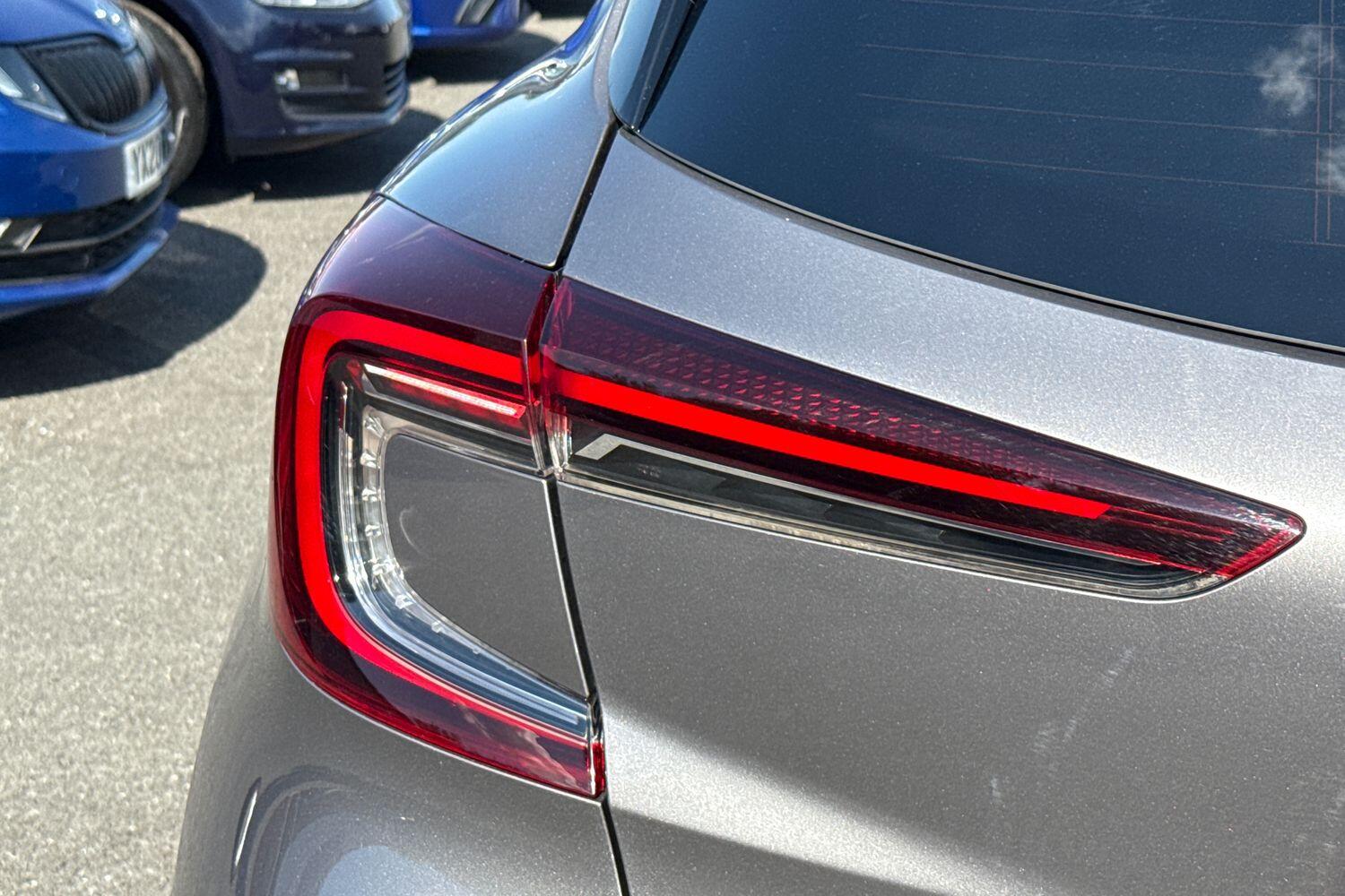 Used Renault Captur 2023 for sale - 76569632: Photo 33