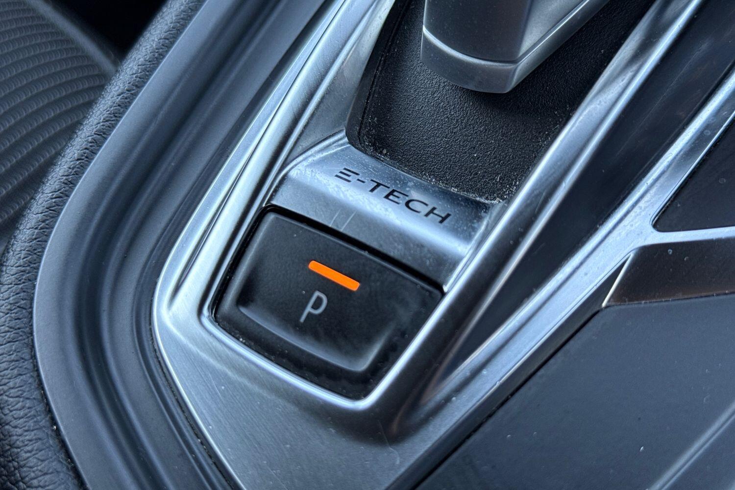 Used Renault Captur 2023 for sale - 76569632: Photo 44