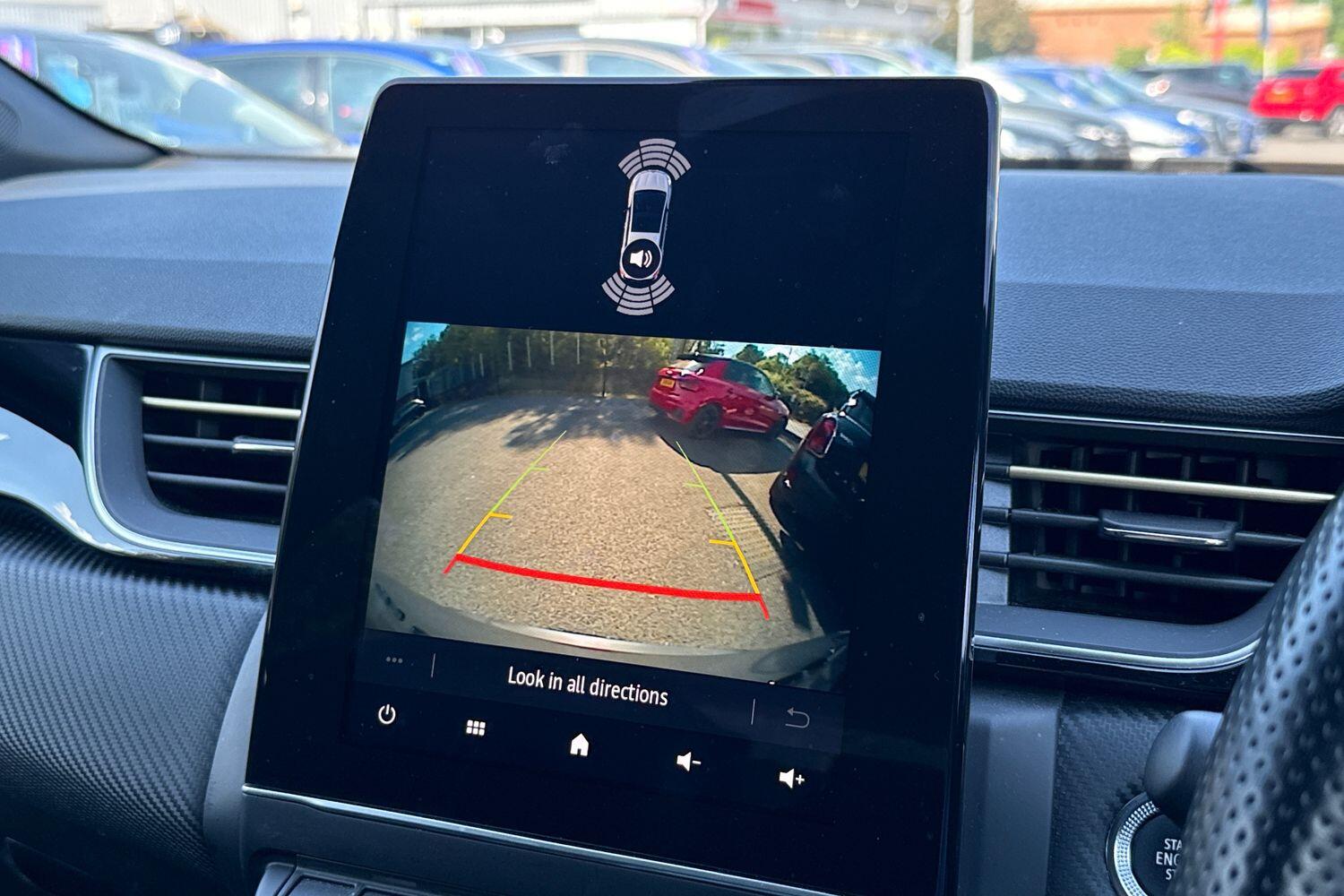 Used Renault Captur 2023 for sale - 76569632: Photo 47