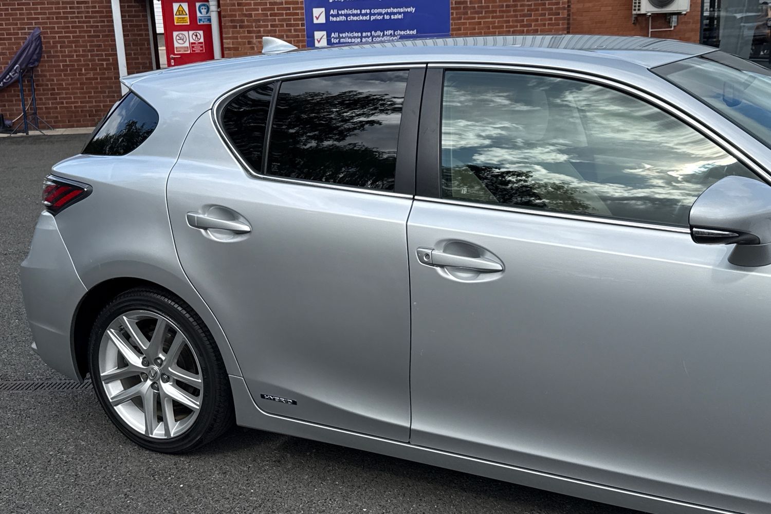 Vehicle 29