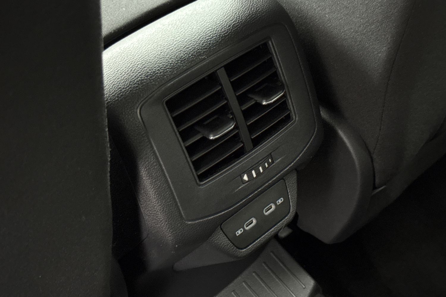 Used Volkswagen T-Roc 2021 for sale - 77037398: Photo 32