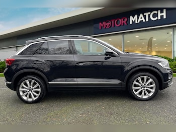 Used Volkswagen T-Roc 2021 for sale - 77037398: Photo