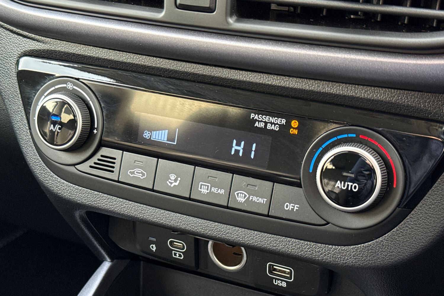 Used Hyundai i10 2024 for sale - 77582715: Photo 22