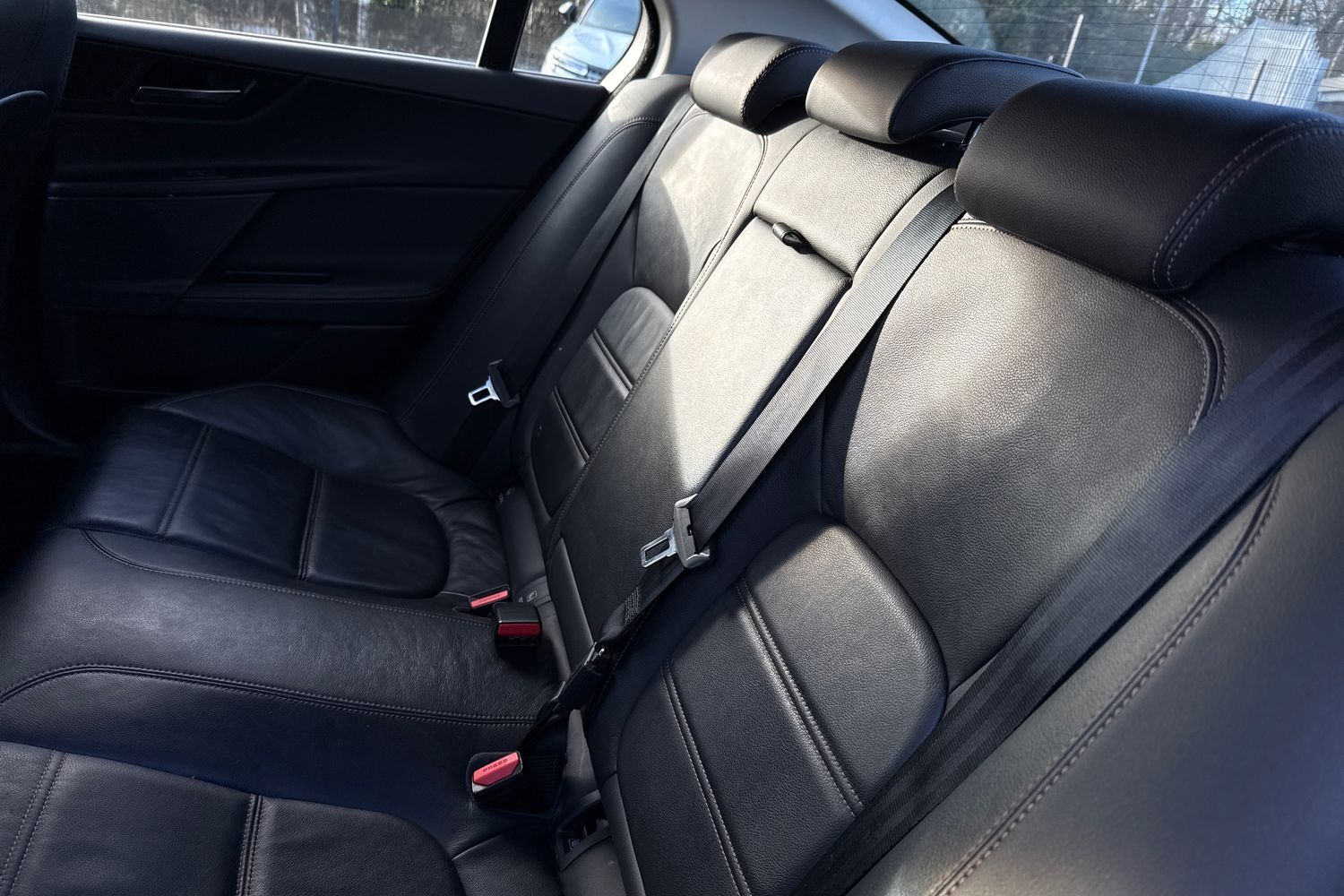 Used Jaguar XE 2017 for sale - 77093636: Photo 19