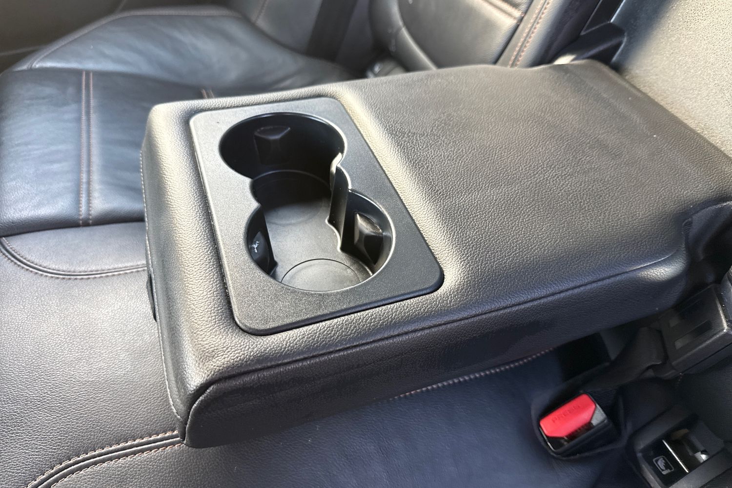 Used Jaguar XE 2017 for sale - 77093636: Photo 37