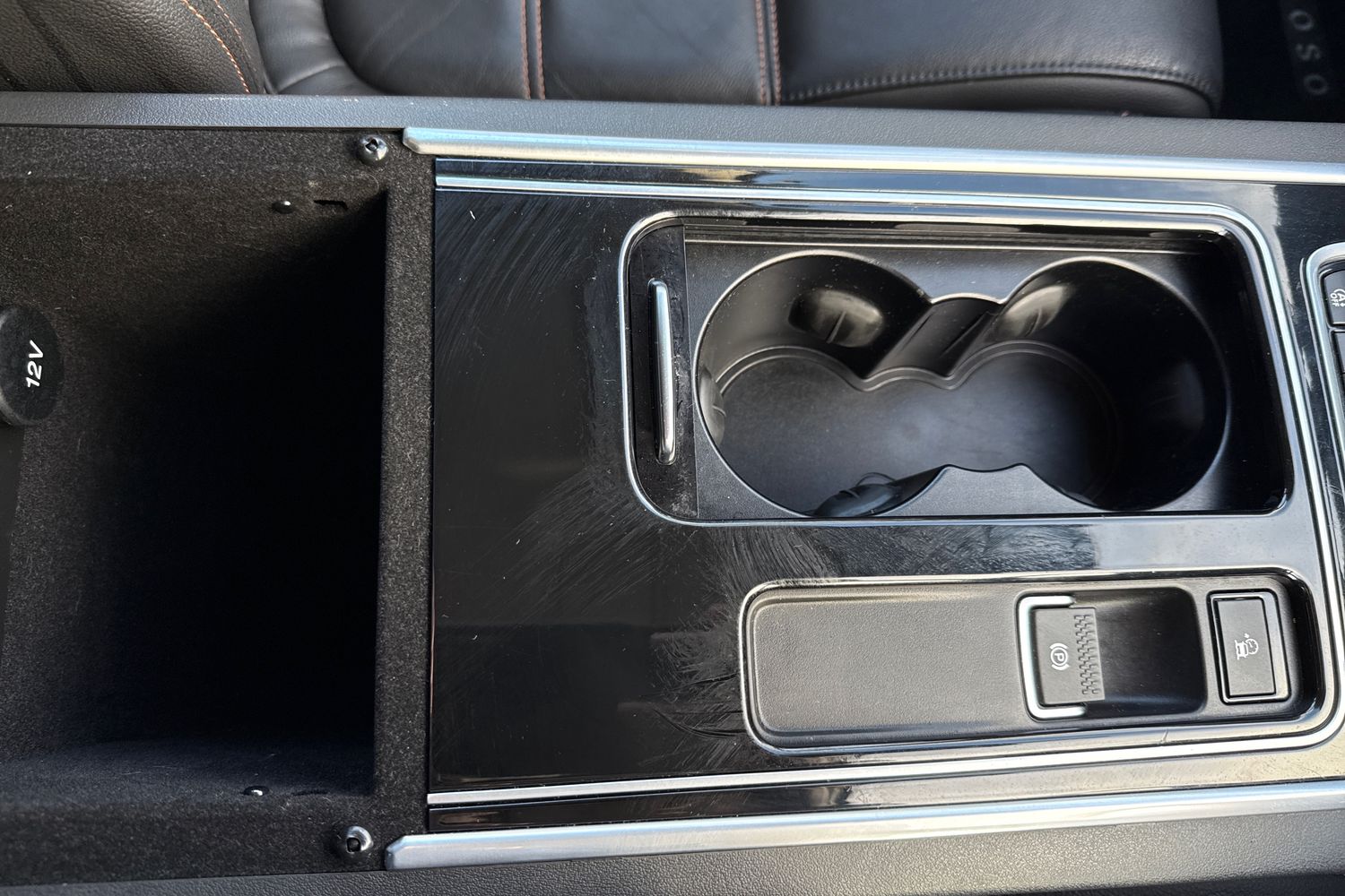 Used Jaguar XE 2017 for sale - 77093636: Photo 45