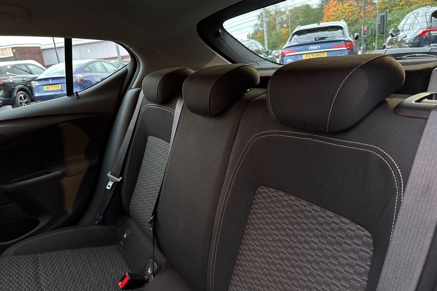 Used Vauxhall Astra 2018 for sale - 76480844: Photo 18