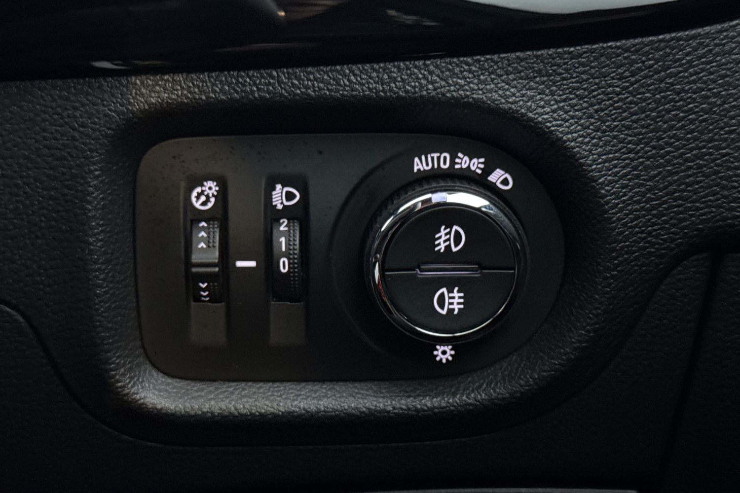 Used Vauxhall Astra 2018 for sale - 76480844: Photo 26