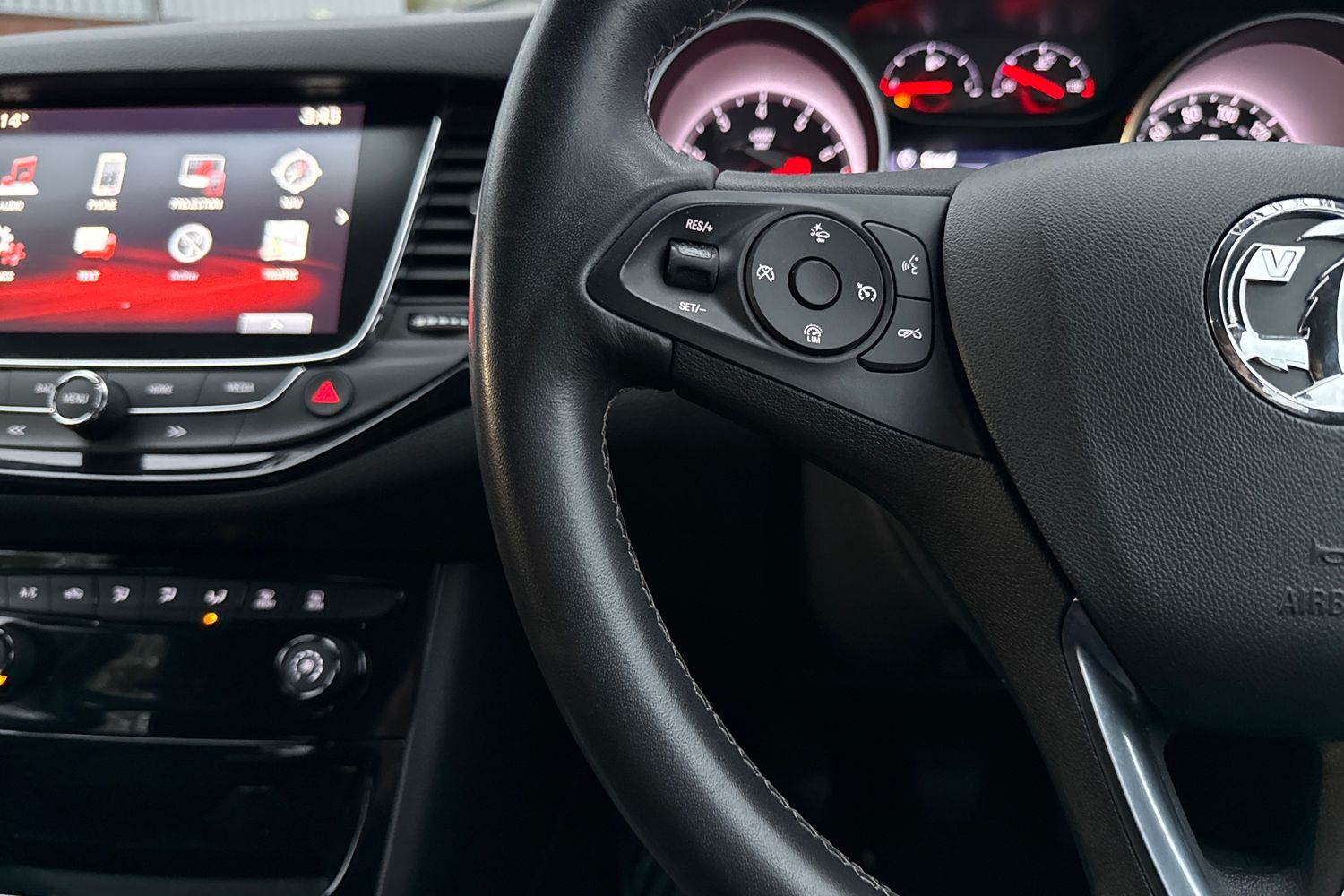 Used Vauxhall Astra 2018 for sale - 76480844: Photo 29