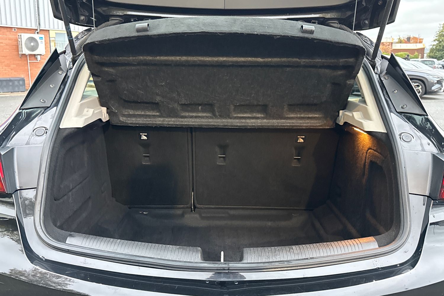 Used Vauxhall Astra 2018 for sale - 76480844: Photo 6