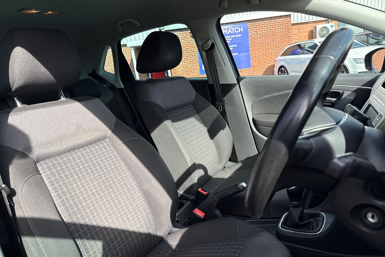 Used Volkswagen Polo 2016 for sale - 78029329: Photo 24