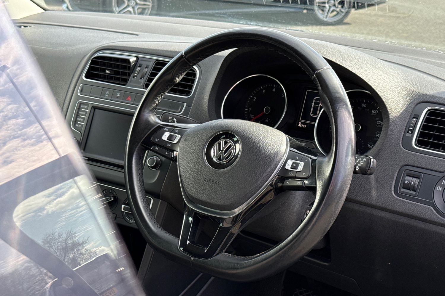 Used Volkswagen Polo 2016 for sale - 78029329: Photo 30