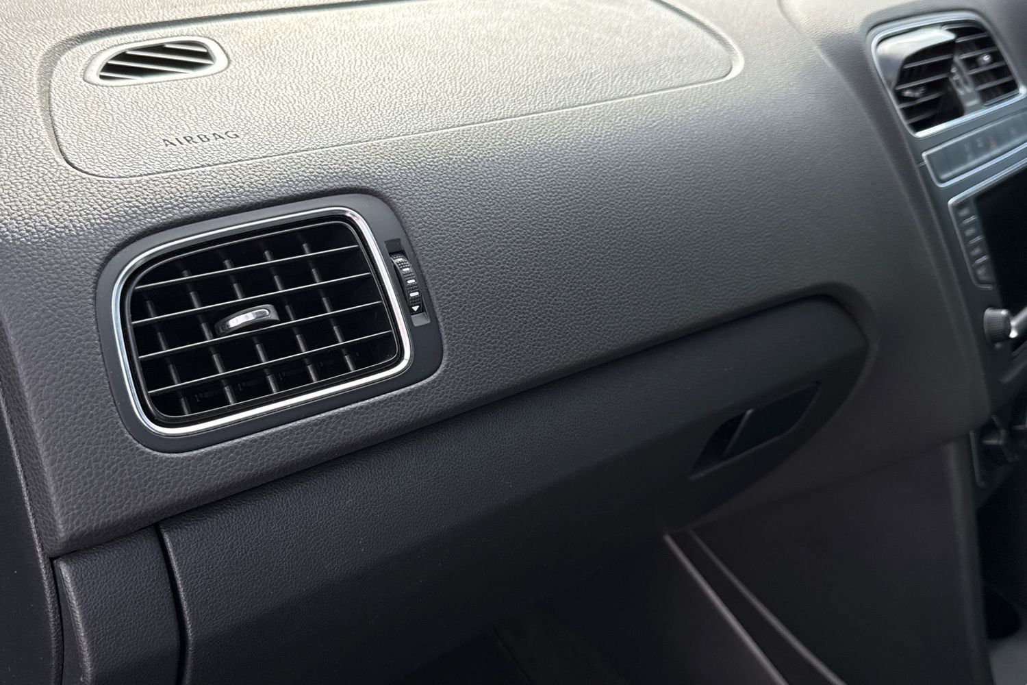 Used Volkswagen Polo 2016 for sale - 78029329: Photo 32