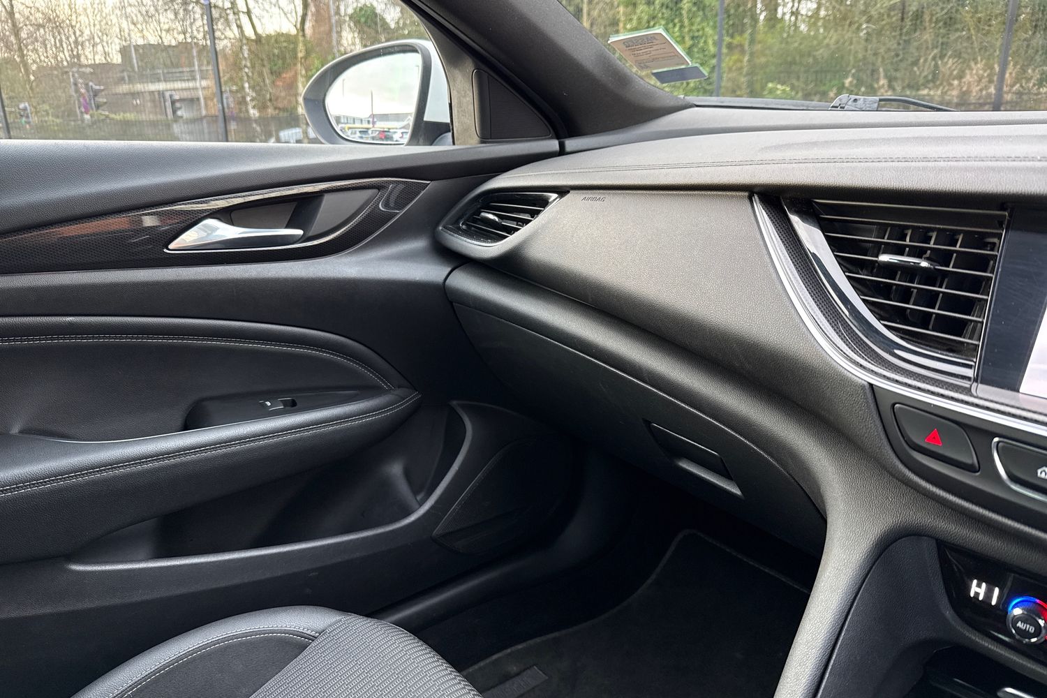 Used Vauxhall Insignia 2017 for sale - 77211478: Photo 44