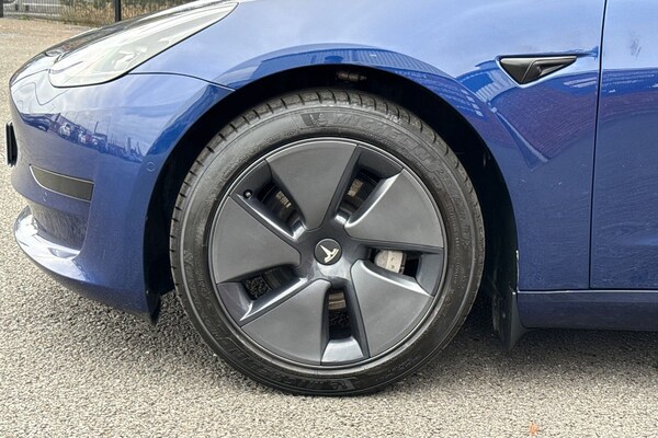 Used Tesla Model 3 2021 for sale - 76298737: Photo 13
