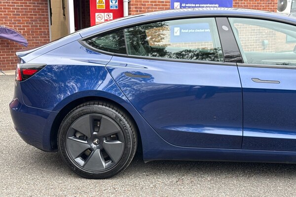 Used Tesla Model 3 2021 for sale - 76298737: Photo 30