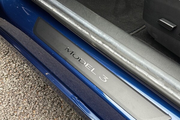 Used Tesla Model 3 2021 for sale - 76298737: Photo 37
