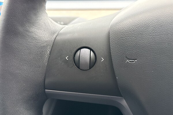 Used Tesla Model 3 2021 for sale - 76298737: Photo 39