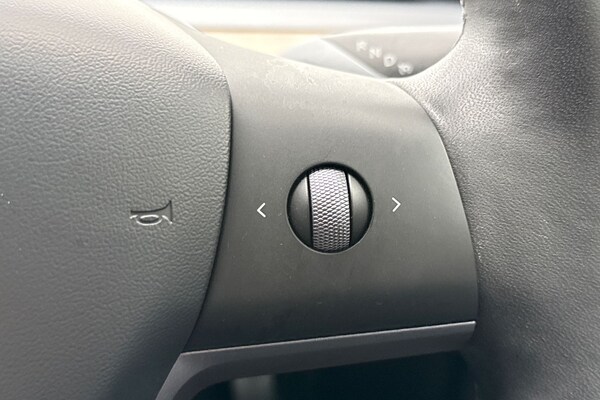 Used Tesla Model 3 2021 for sale - 76298737: Photo 40