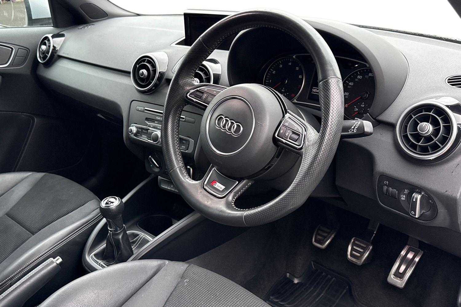 Used Audi A1 2017 for sale - 76421421: Photo 8