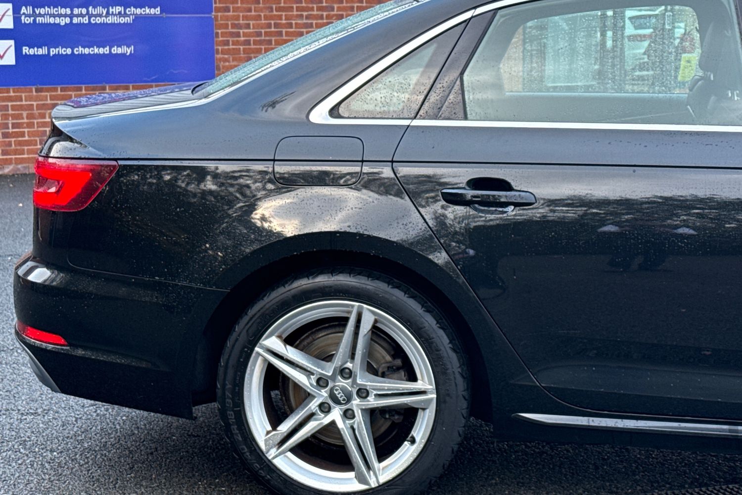 Used Audi A4 2017 for sale - 76374766: Photo 26