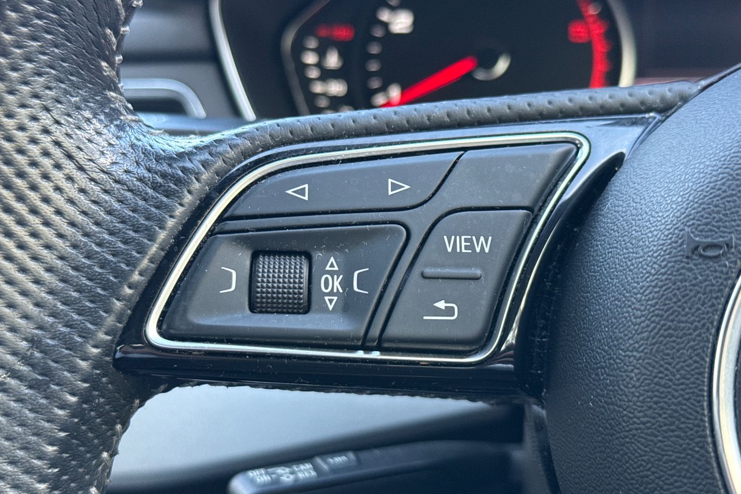 Used Audi A4 2017 for sale - 76374766: Photo 36