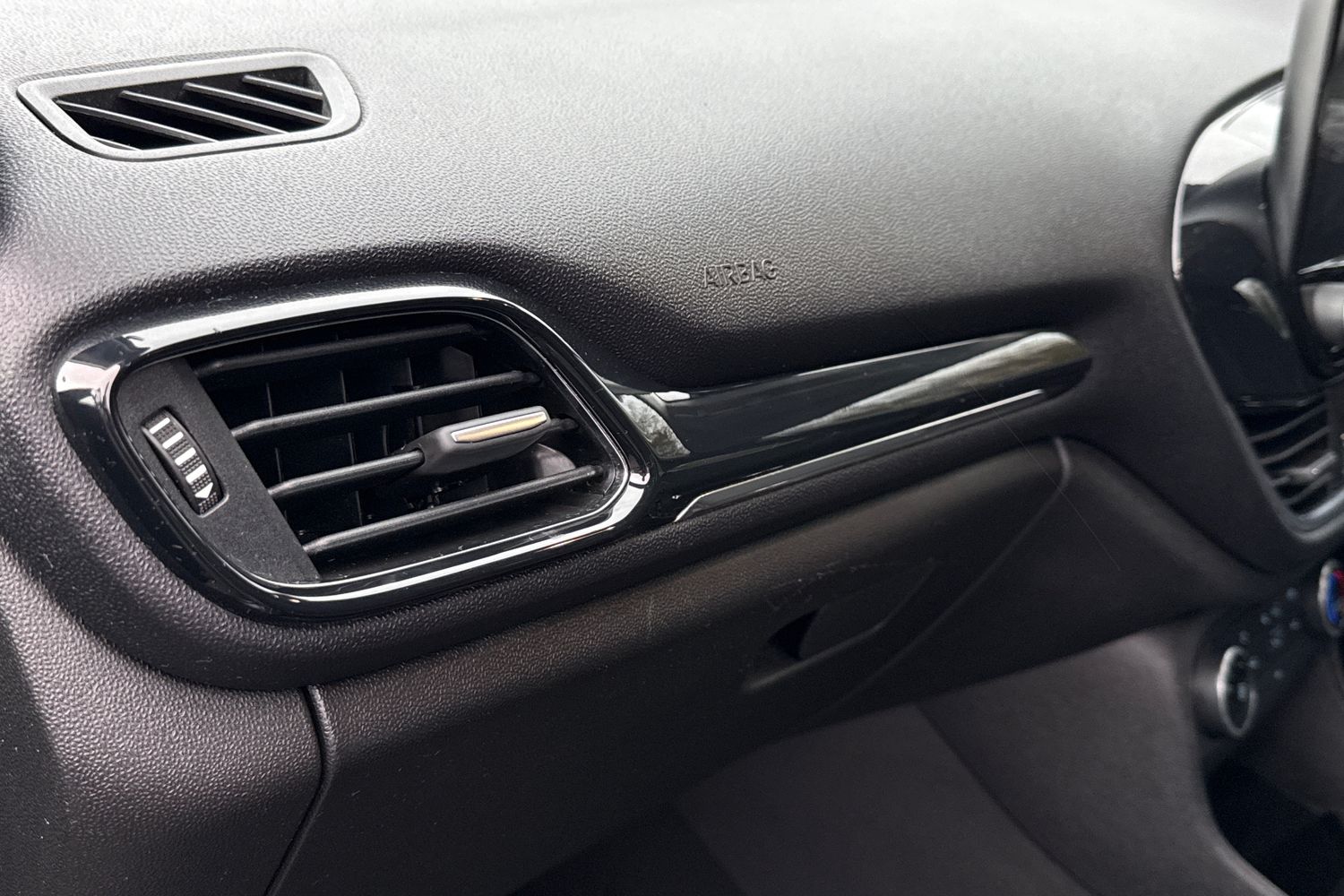 Used Ford Fiesta 2018 for sale - 77473162: Photo 33