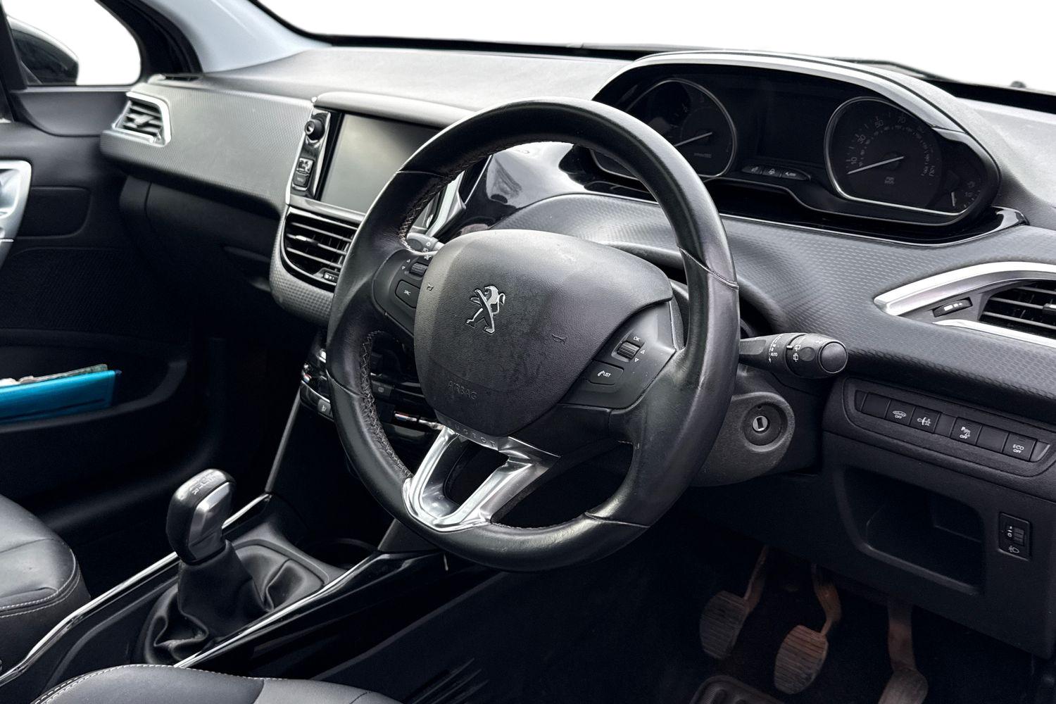 Used Peugeot 2008 2019 for sale - 77546589: Photo 13