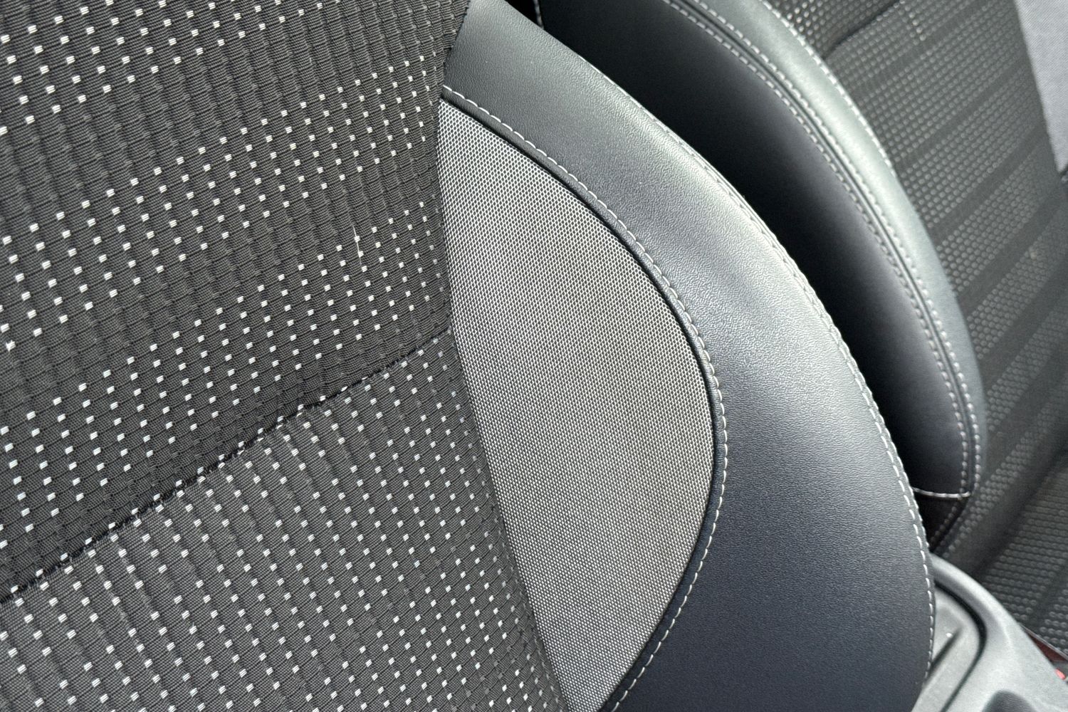 Used Peugeot 2008 2019 for sale - 77546589: Photo 29