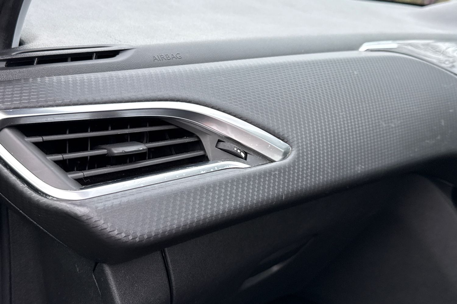 Used Peugeot 2008 2019 for sale - 77546589: Photo 33