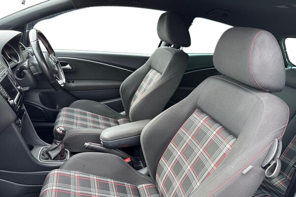 Used Volkswagen Polo 2016 for sale - 76220228: Photo 16