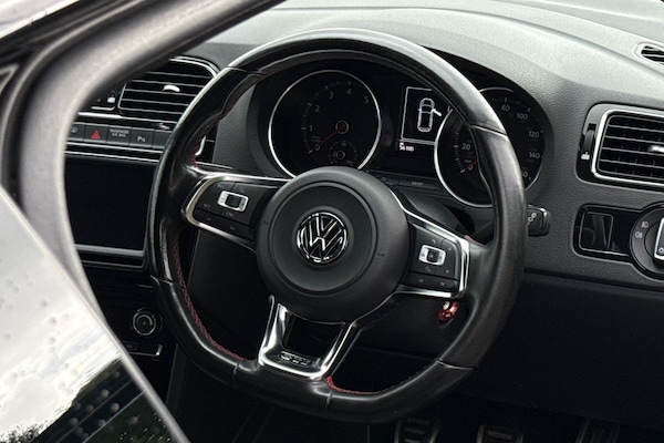 Used Volkswagen Polo 2016 for sale - 76220228: Photo 30