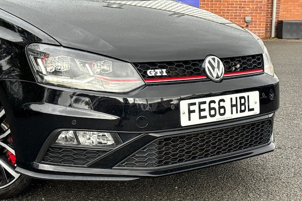 Used Volkswagen Polo 2016 for sale - 76220228: Photo 9