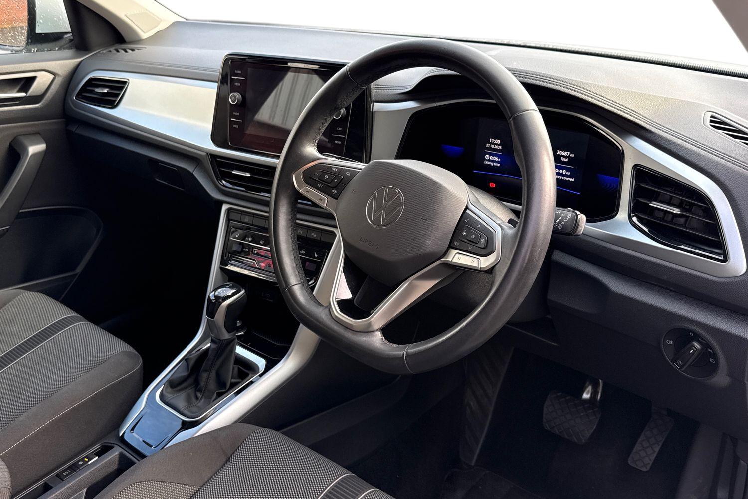 Used Volkswagen T-Roc 2022 for sale - 76385488: Photo 14