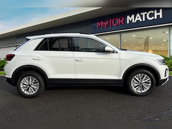Used Volkswagen T-Roc 2022 for sale - 76385488: Photo