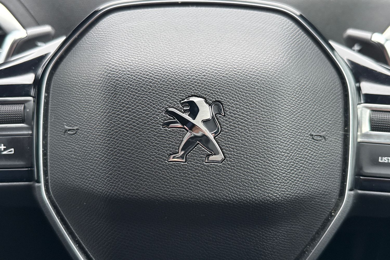 Used Peugeot 5008 2023 for sale - 77451126: Photo 43