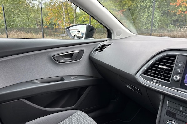 Used SEAT Leon 2019 for sale - 76218638: Photo 38
