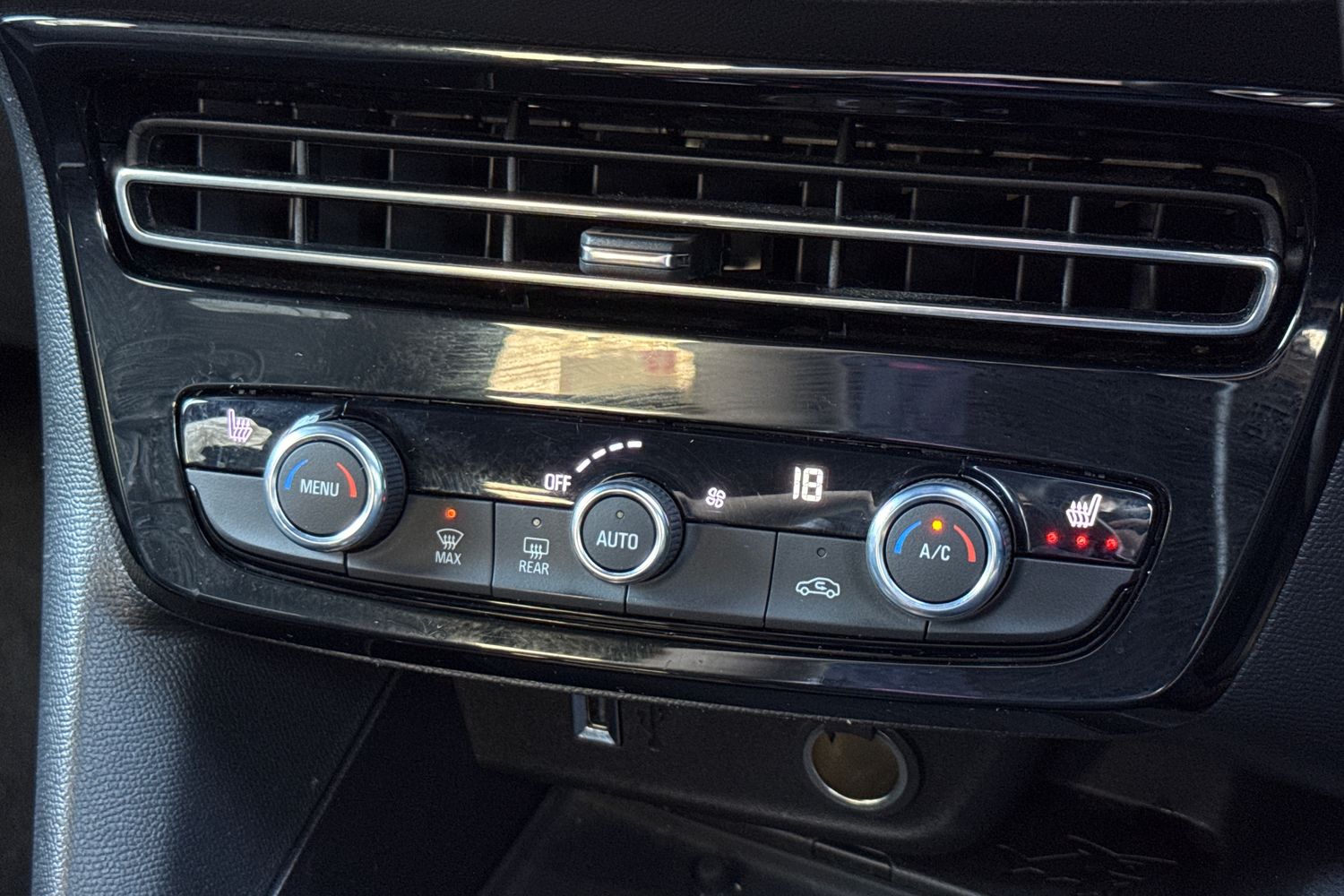 Used Vauxhall Mokka 2023 for sale - 77928970: Photo 22