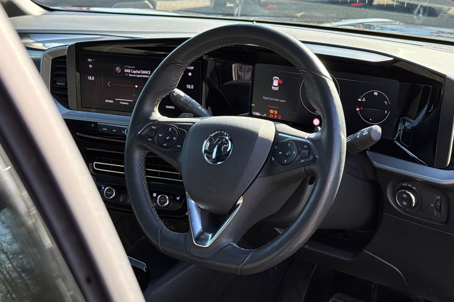 Used Vauxhall Mokka 2023 for sale - 77928970: Photo 32