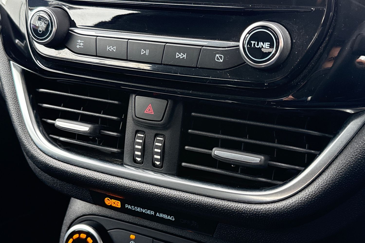 Used Ford Fiesta 2018 for sale - 77615832: Photo 40