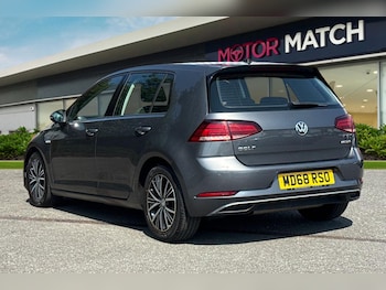 Used Volkswagen Golf 2019 for sale - 79175049: Photo