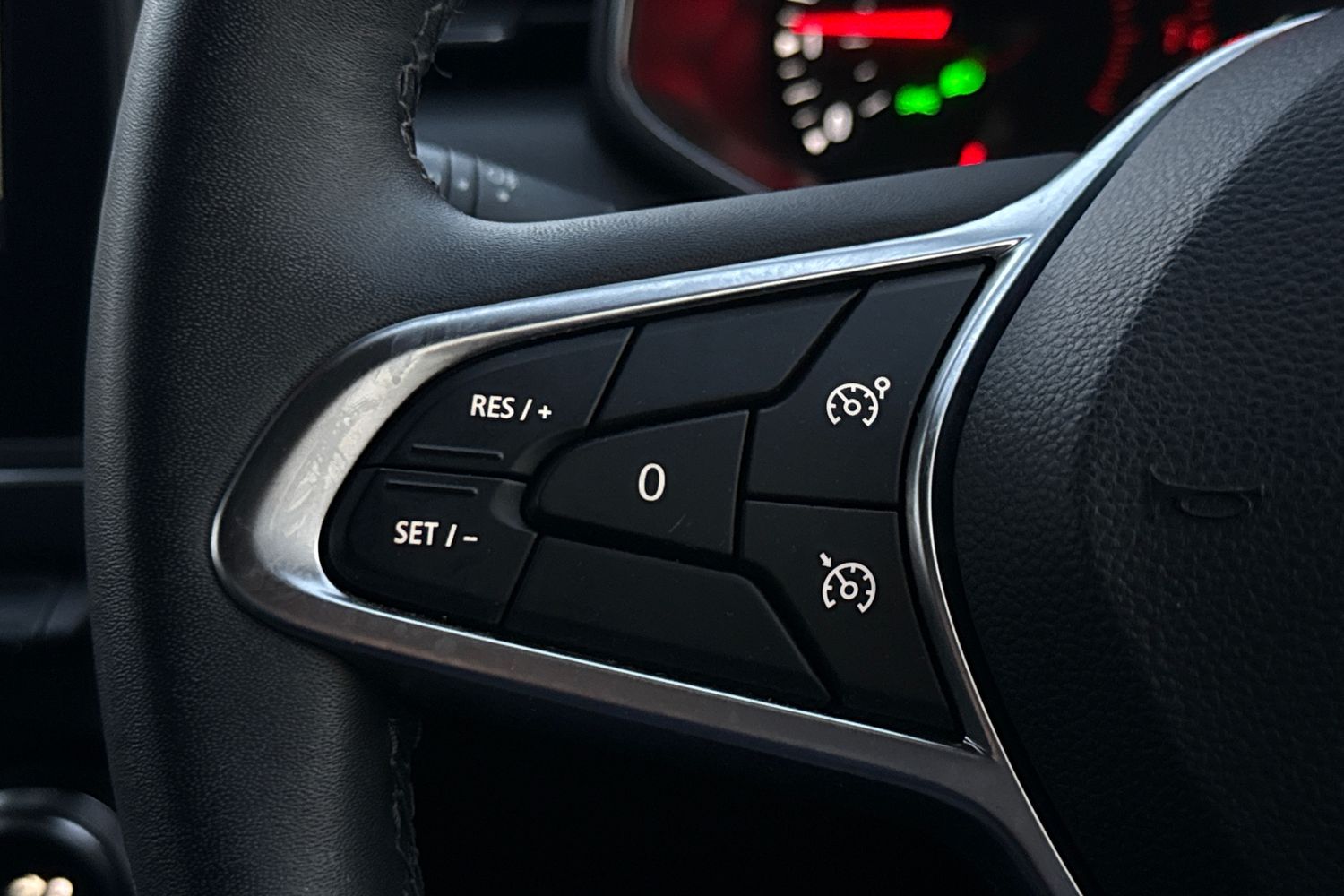 Used Renault Clio 2021 for sale - 76636906: Photo 35