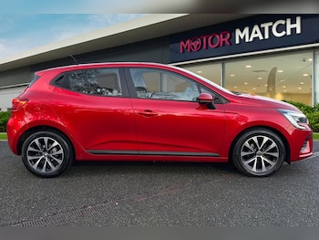 Used Renault Clio 2021 for sale - 76636906: Photo