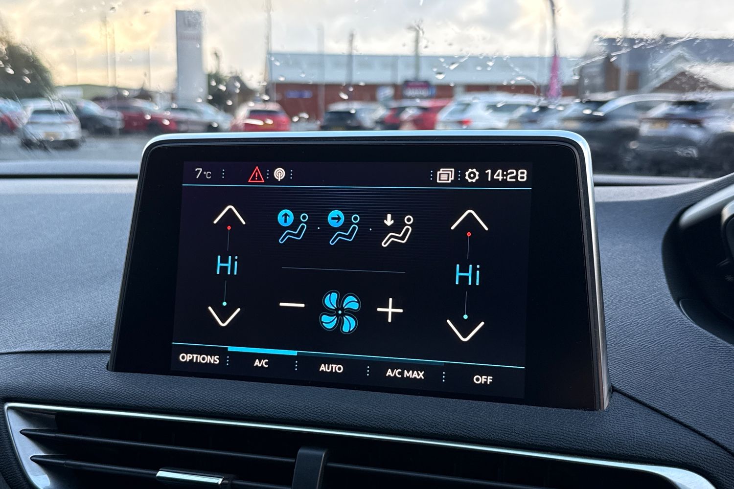 Used Peugeot 3008 2017 for sale - 76624936: Photo 22