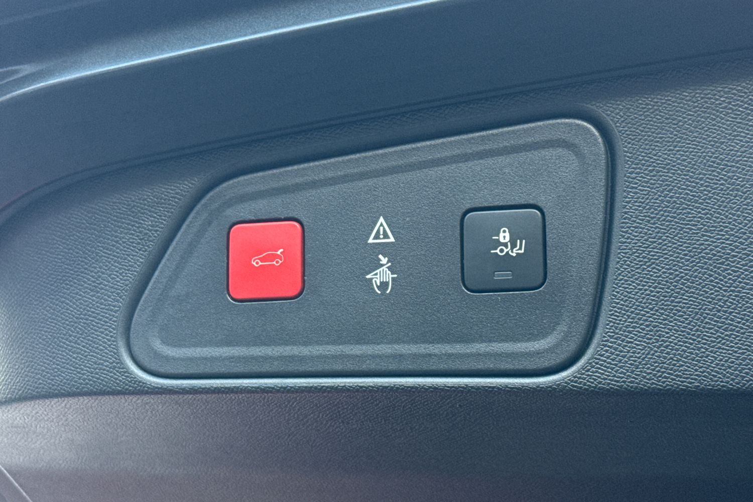 Used Peugeot 3008 2017 for sale - 76624936: Photo 35