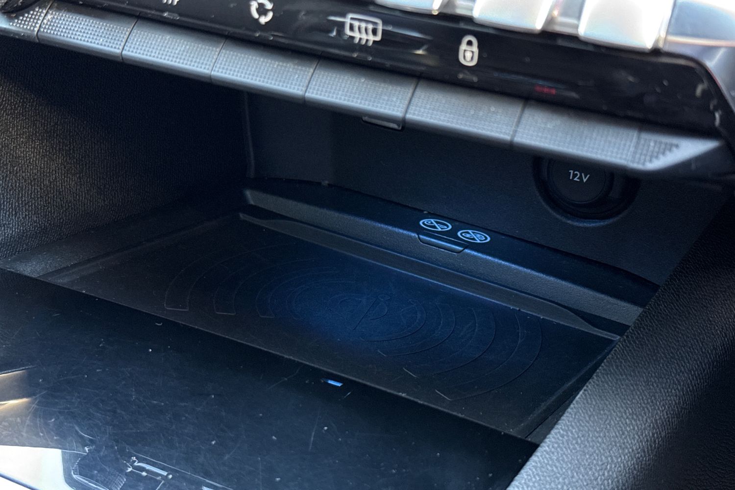 Used Peugeot 3008 2017 for sale - 76624936: Photo 40