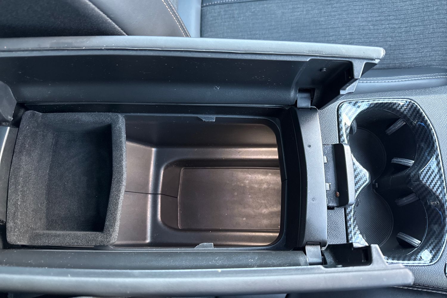 Used Peugeot 3008 2017 for sale - 76624936: Photo 42