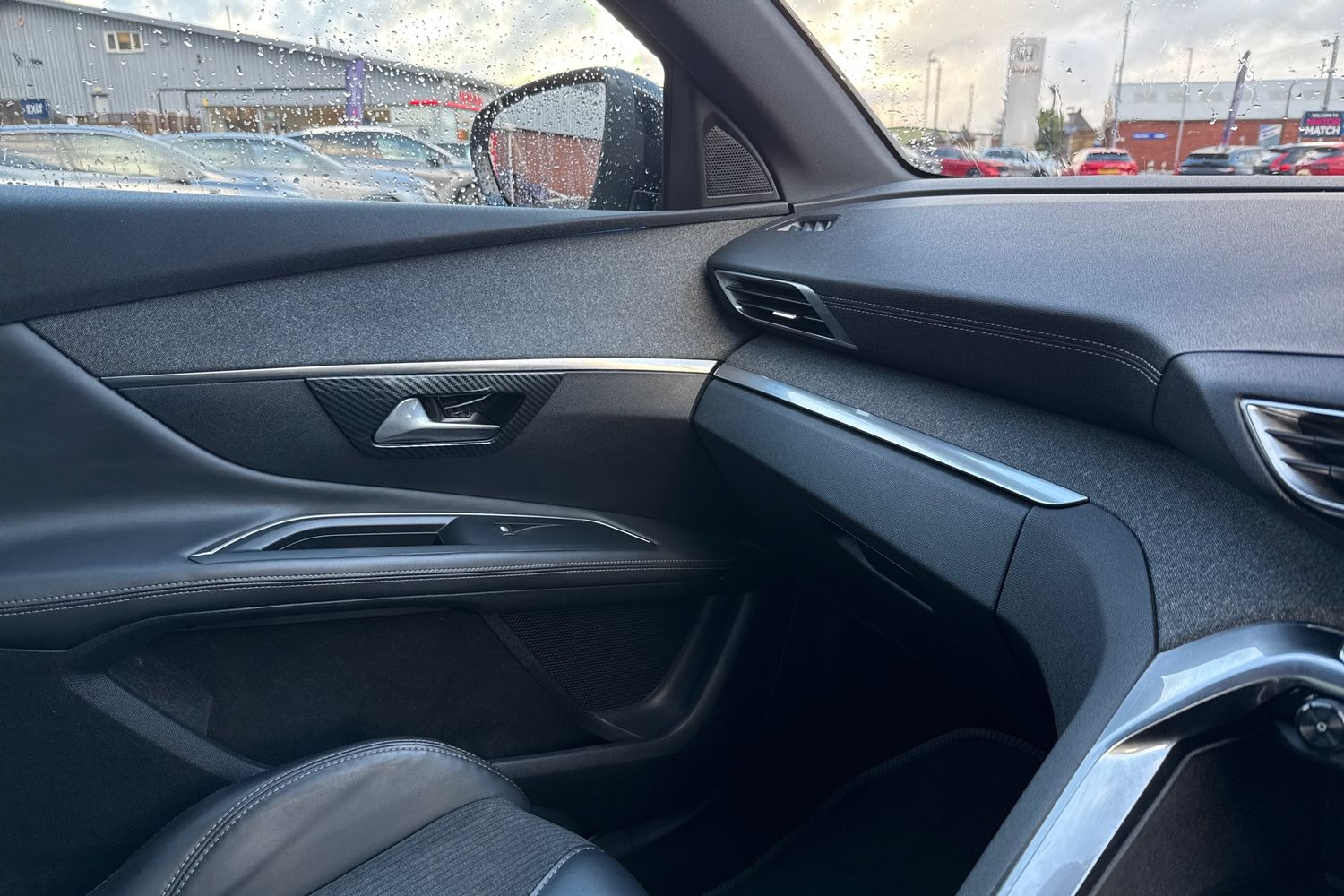 Used Peugeot 3008 2017 for sale - 76624936: Photo 43