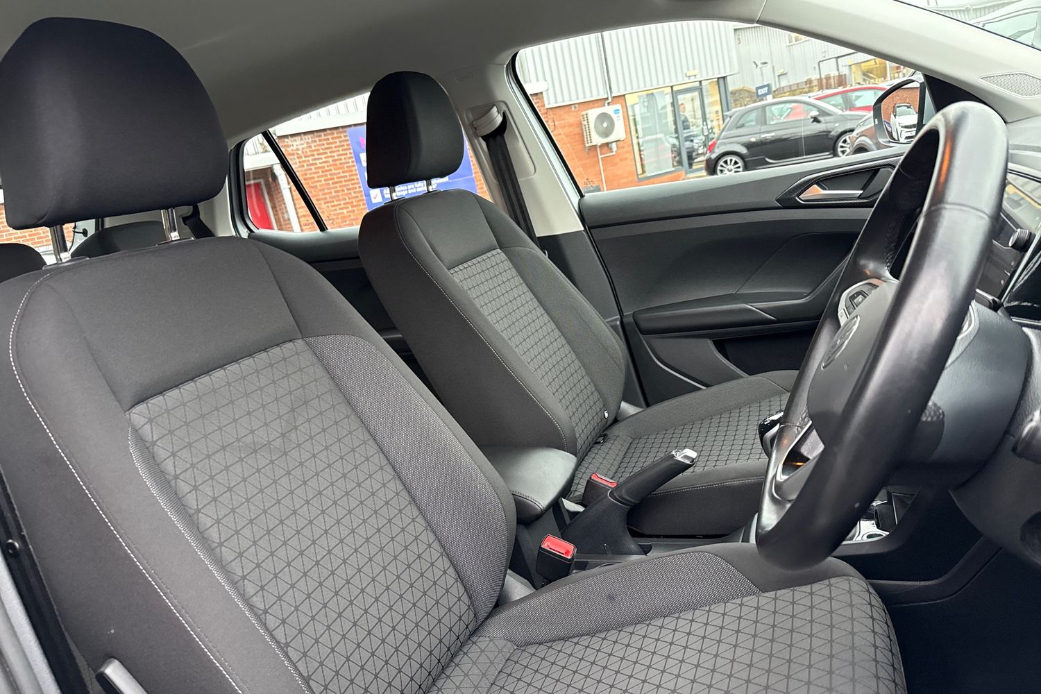 Used Volkswagen T-Cross 2022 for sale - 77037406: Photo 24