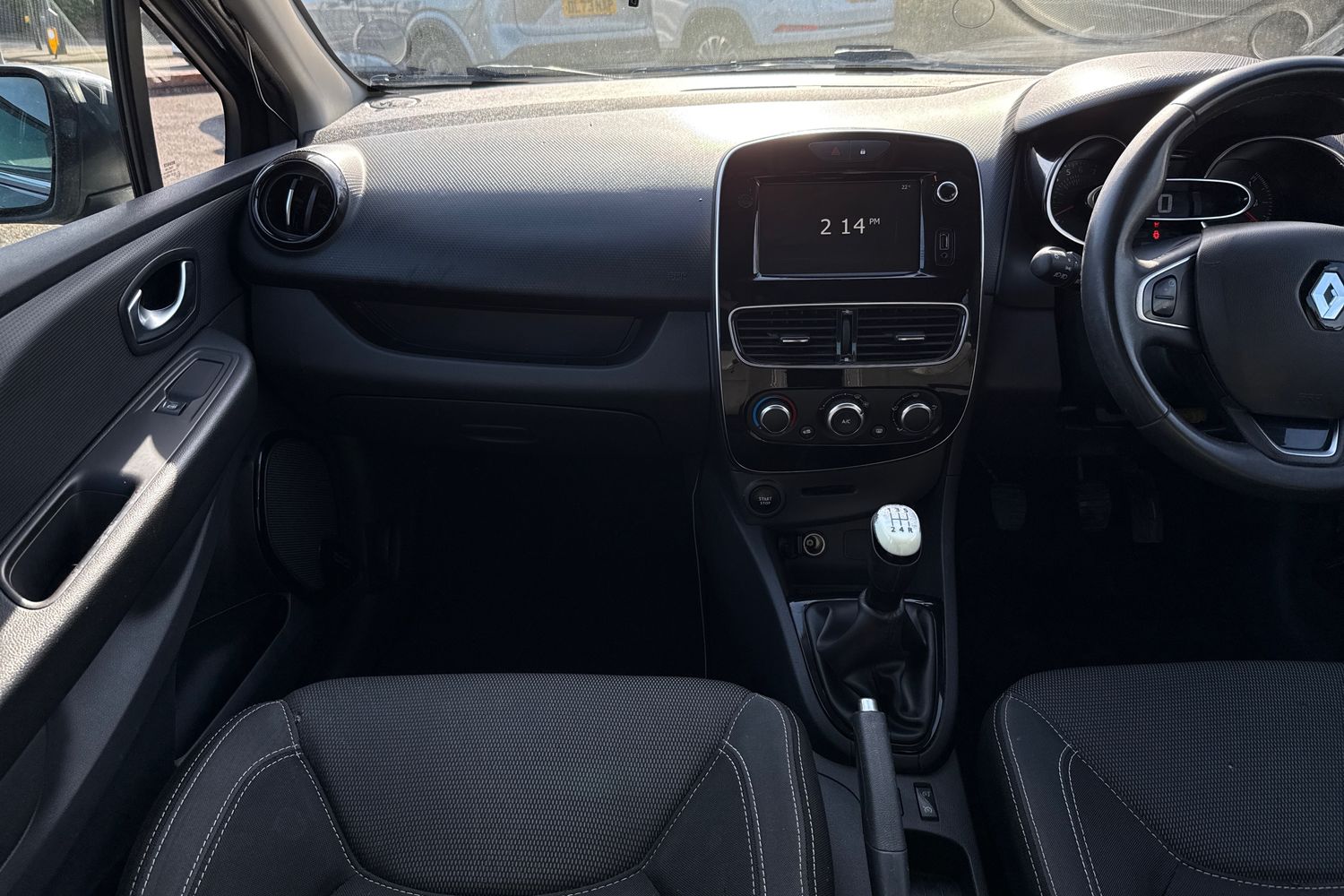 Used Renault Clio 2019 for sale - 77943759: Photo 15